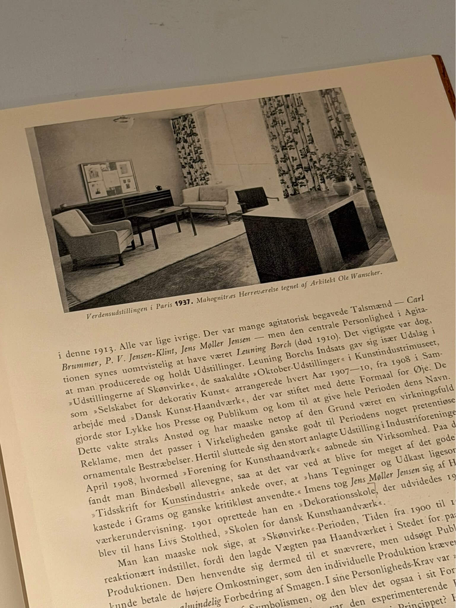 Mahognistues Herreværelse fra Paris-udstillingen 1937