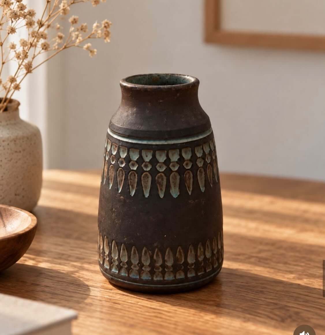 Ulla Winblad vase model 932 fra Alingsås Keramik